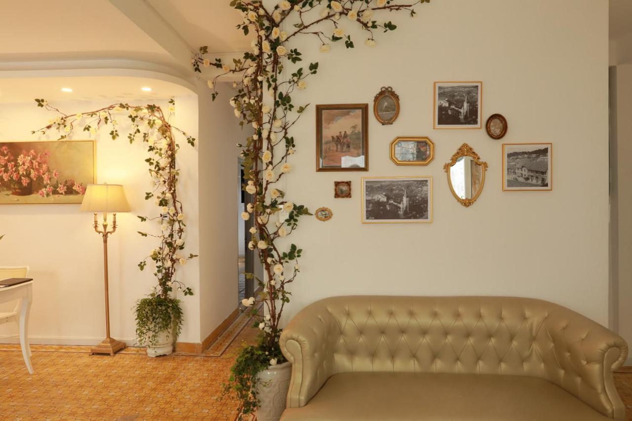 La Vie En Rose 2 Hotel Đà Lạt Extérieur photo